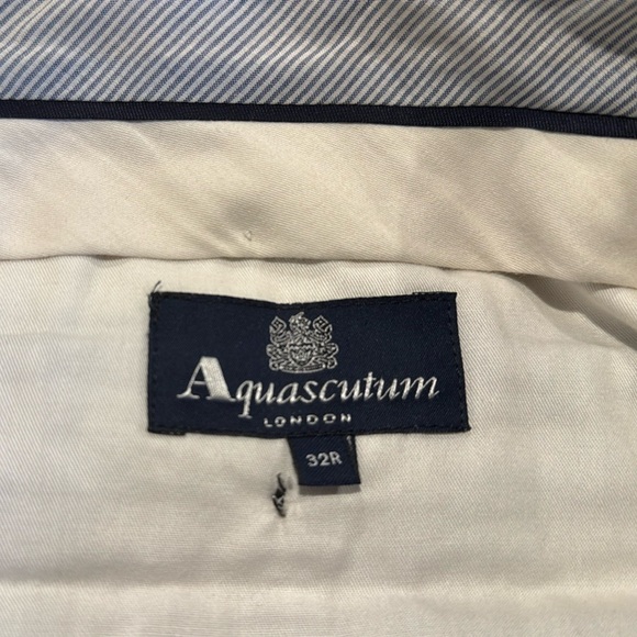 Aquascutun London two piece suit - Picture 2 of 3